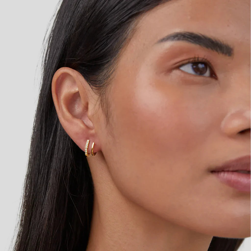 Viva - Claw Gold & Crystal Drop Earrings