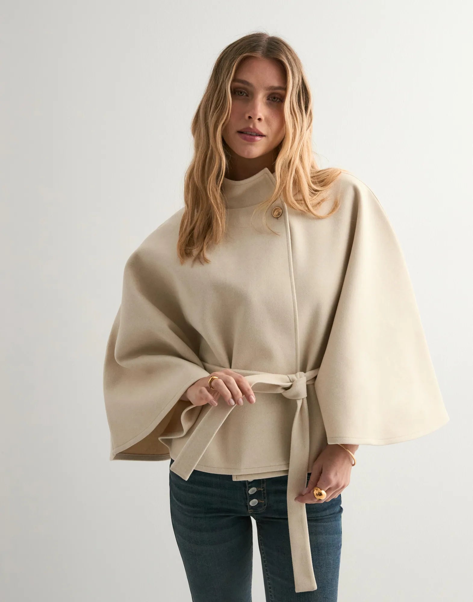 Novesca Poncho Jacket