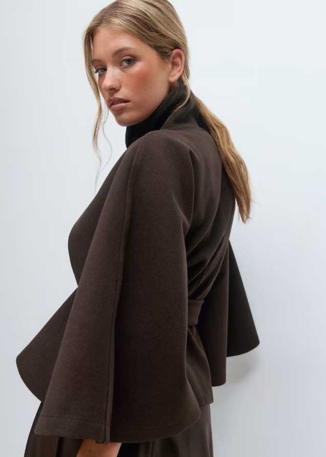 Novesca Poncho Jacket